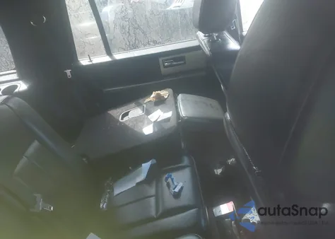 2010 Ford Expedition Limited z USA, uszkodzony, nr VIN 1FMJU2A59AEB47612